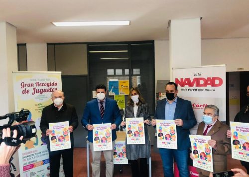 Radio Taxi Murcia colabora en la campaña “Un niño, una ilusión, una sonrisa, un juguete»