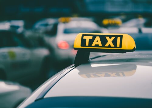 ¿Cómo encontrar el precio más justo de un taxi para tus viajes?